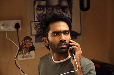 ”இதையும் கொஞ்சம் பாருங்க..” வைரலாகும் பிரதீப் ரங்கநாதன் பதிவுகள்