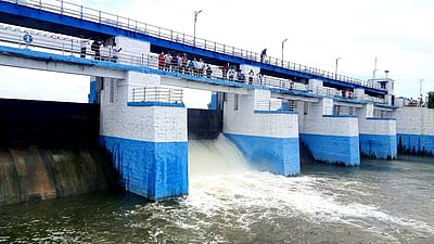 செம்பரம்பாக்கம், புழல் ஏரிகளிலிருந்து தண்ணீர் திறப்பு