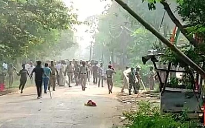 அடிதடியில் ஈடுபட்ட காங்கிரஸ் - பாஜக தொண்டர்கள்!