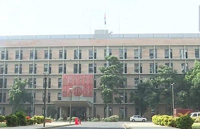 தொங்கு பாலம் விபத்து: குஜராத்தில் இன்று துக்கம் அனுசரிப்பு