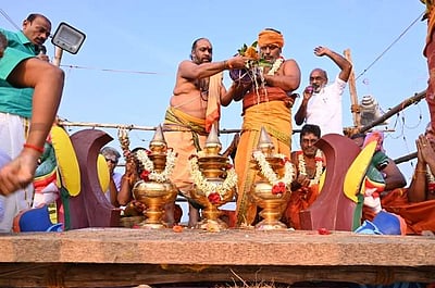 மகா மாரியம்மன் கோயிலில் கும்பாபிஷேகம்