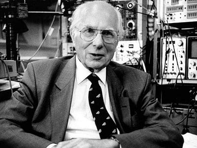 அறிவியல் ஆயிரம்: நரம்புத் தூண்டுதல்களைக் கண்டறிந்த ஆண்ட்ரூ ஹக்ஸ்லி!