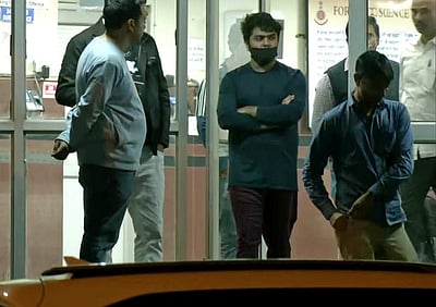 'துண்டுத் துண்டாக வெட்டி வீசிவிடுவேன் என அஃப்தாப் மிரட்டினான்': 2020ல் ஷ்ரத்தா அளித்த புகார்