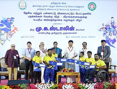 பதக்கங்கள் வென்ற 190 வீரர்களுக்கு ரூ.4.85 கோடி ஊக்கத்தொகை: முதல்வர் வழங்கினார்!