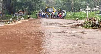 திரிபுராவில் கனமழைக்கு 118 குடும்பங்கள் பாதிப்பு: பள்ளிகளுக்கு விடுமுறை!