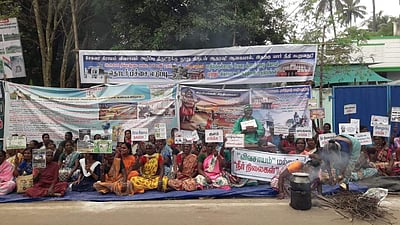 கூத்தாநல்லூரில் விவசாயிகள் தொடர் பிச்சையெடுப்பு போராட்டம்