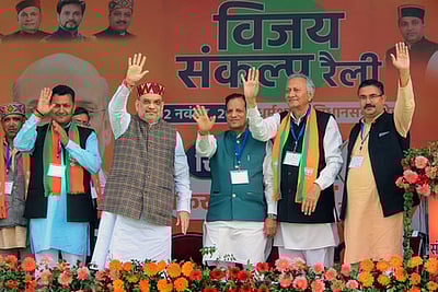 காங்கிரஸில் ராஜா, ராணிகளுக்கு பஞ்சமில்லை- ஹிமாசலில் அமித் ஷா பிரசாரம்