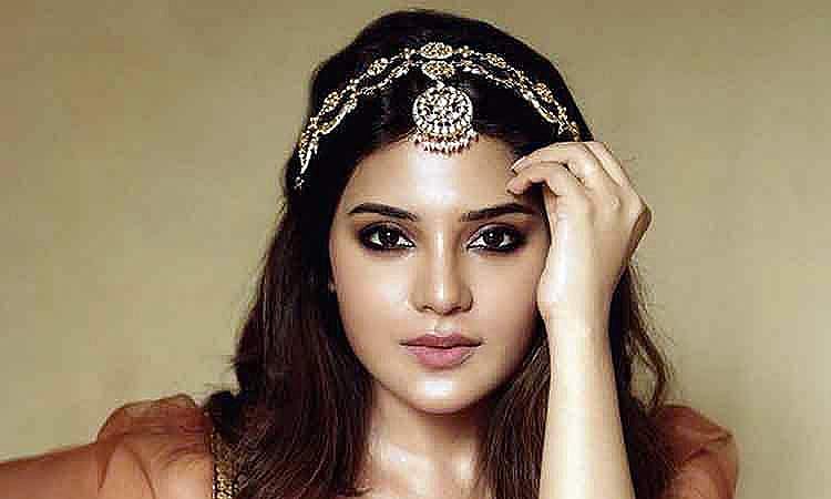 'மீசைய முறுக்கு' படத்தின் மூலம் வெள்ளித்திரையில் அறிமுகமானார்.