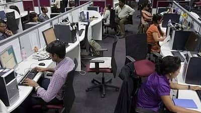 வாரத்தில் 4 நாள்கள் மட்டுமே வேலை! 100 நிறுவனங்கள் அறிவிப்பு