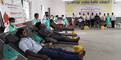 பாலிடெக்னிக் கல்லூரியில் ரத்த தான முகாம்
