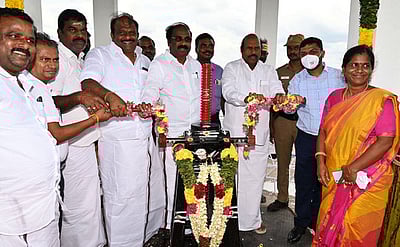 மணிமுக்தா அணையிலிருந்து தண்ணீா் திறப்பு