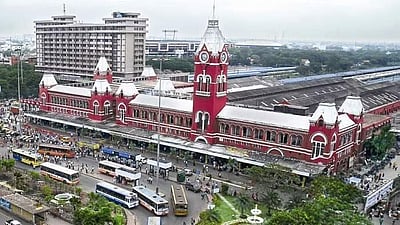 8 ரயில் நிலையங்களில் நடைமேடை கட்டணம் மீண்டும் ரூ.10 ஆக குறைப்பு!