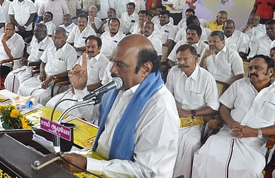 ஆன்மிகத் தமிழைக் காக்கவே திமுக போராடுகிறது: அமைச்சா் எ.வ.வேலு