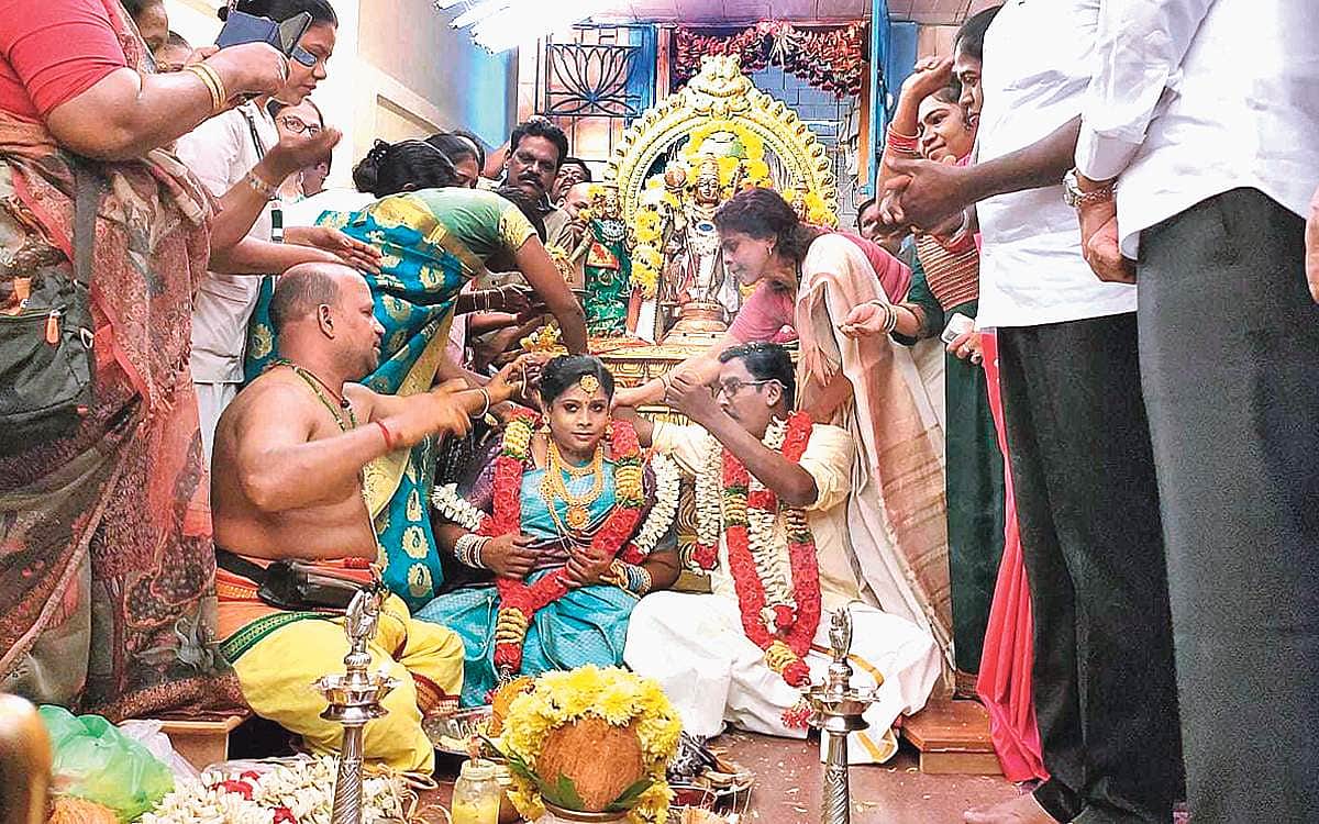 மனம் போல் வாழ்வு!