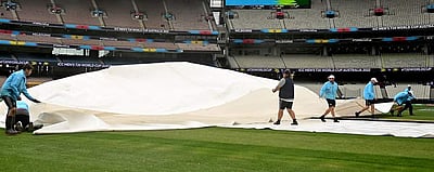 டி20 உலகக் கோப்பை: மழையால் அரையிறுதி ஆட்டங்கள் கைவிடப்பட்டால் என்ன ஆகும்?