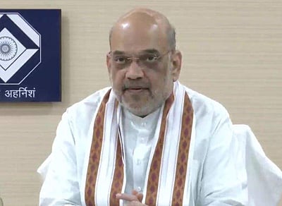 பயங்கரவாத அச்சுறுத்தல்: உளவுத்துறை அதிகாரிகளுடன் அமித்ஷா ஆலோசனை!