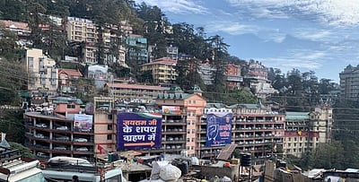 நடுங்கும் இமாசலப் பிரதேசத்தையே சூடேற்றும் போஸ்டர் போர்