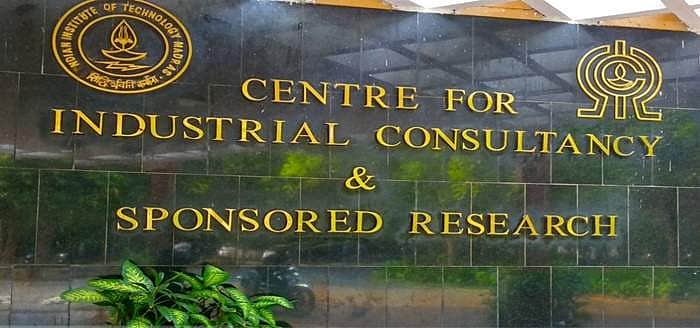 விண்ணப்பித்துவிட்டீர்களா..? மெட்ராஸ் ஐஐடி-இல் அருமையான வேலை!