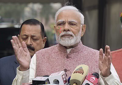 கோவாவில் சர்வதேச விமான நிலையத்தை திறந்து வைக்கும் பிரதமர் மோடி