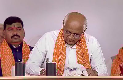 குஜராத் முதல்வராக மீண்டும் பதவியேற்றார் பூபேந்திர படேல்