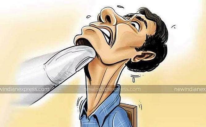 போலீஸாரை பணி செய்யவிடாமல் தடுத்த 
தவெக பெண் தொண்டா்கள் மீது வழக்குப் பதிவு