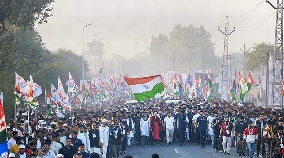 பாஜகவும் மோடியும் பயப்படுகிறார்கள்: ராஜஸ்தான் முதல்வர்