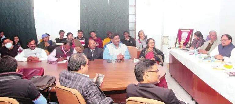 மொழிக்கான தமிழக அரசின் உதவி எங்களை ஊக்கமளிக்கச் செய்கிறது: ஜேஎன்யு துணை வேந்தா்