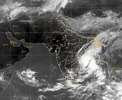 வங்கக்கடலில் ஆழ்ந்த காற்றழுத்த தாழ்வுப் பகுதி: மழை எச்சரிக்கை!