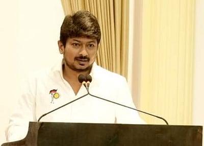 வாரிசு அரசியல் விமா்சனத்துக்கு செயல்கள் மூலம் பதில்: அமைச்சா் உதயநிதி ஸ்டாலின்