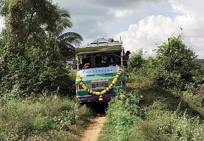 மயானப் பாதைக்காக 30 ஆண்டுகளாகப் போராடும் சேலம் காடையாம்பட்டி மக்கள்!