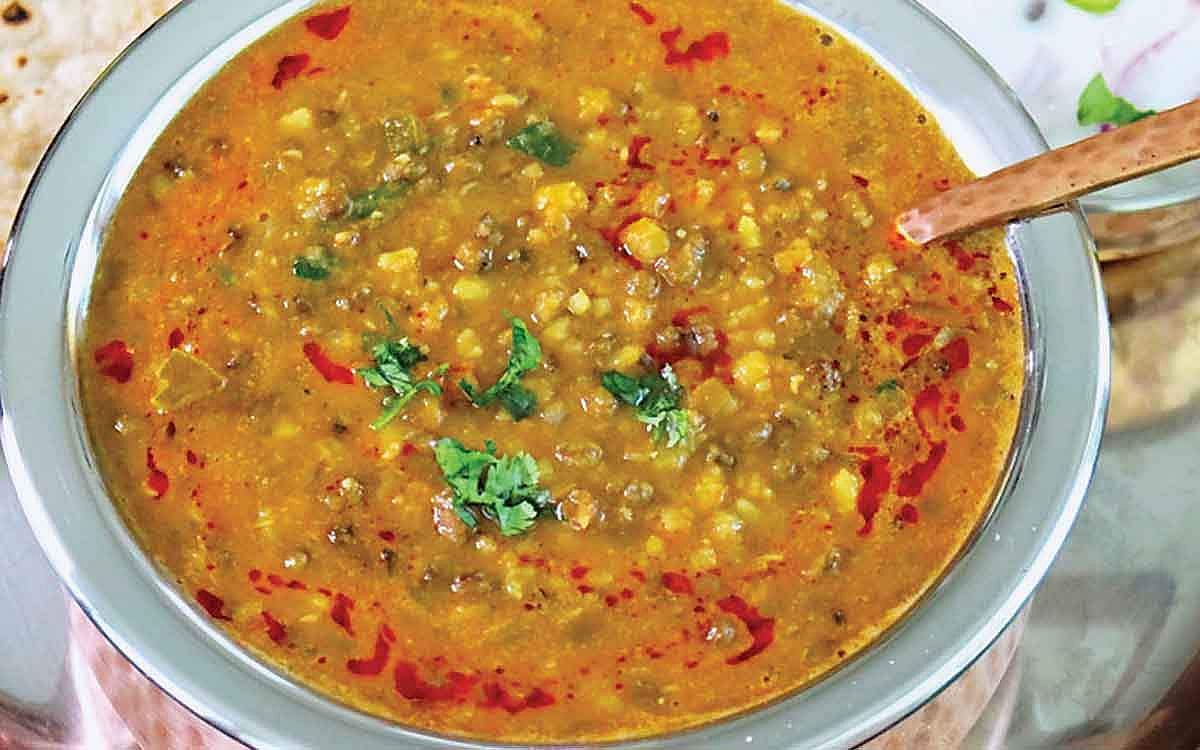 பச்சைப்பயறு கிரேவி 