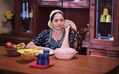 அவள் அப்படித்தான் 2