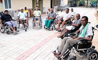 வீட்டுமனை கிடைக்காமல் அல்லல்படும் மாற்றுத் திறனாளிகள்!