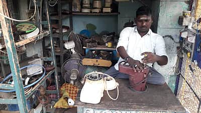 தொழிலொன்றைக் கற்றுக்கொண்டால் தற்சார்பு சாத்தியம்!