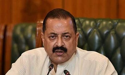 கிராமங்களின் மேம்பாட்டுக்கு பிரதமா் மோடி அரசு முன்னுரிமை: ஜிதேந்திர சிங்