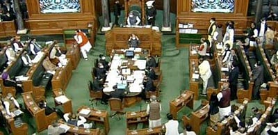 சீன எல்லைப் பிரச்னை: மக்களவையில் எதிர்க்கட்சிகள் தொடர் அமளி