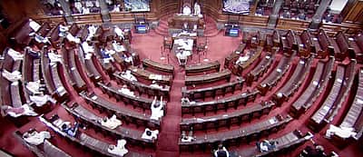 மாநிலங்களவையில் இருந்து எதிர்க்கட்சிகள் வெளிநடப்பு!