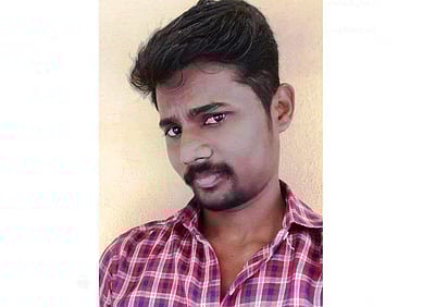 தேவூர் அருகே காவிரி ஆற்றில் குளிக்கச் சென்ற கூலித்தொழிலாளி சடலமாக மீட்பு