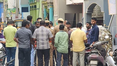 கோவை  கார் குண்டு வெடிப்பு வழக்கு: கைதான 5 நபர்கள் நேரில் அழைத்து சென்று விசாரணை