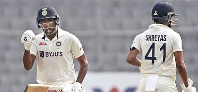 சக வீரர்களுடன் பிரச்னையில்லை: அஸ்வின்