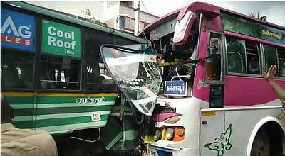 திருவையாறு அருகே தனியார் - அரசுப் பேருந்து நேருக்கு நேர் மோதி விபத்து: 20க்கும் மேற்பட்டோர் காயம்!