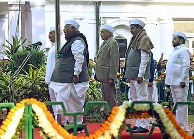 காங்கிரஸ் கட்சியின் 138வது நிறுவன நாள் விழா - புகைப்படங்கள்