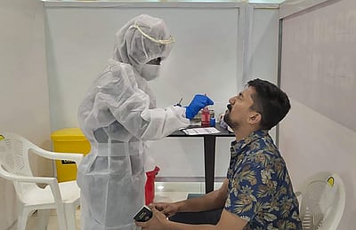 3 நாள்களில் 39 சர்வதேச பயணிகளுக்கு கரோனா உறுதி!