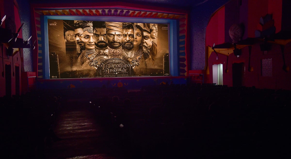 வசூலை வாரிக் குவித்த தமிழ்த் திரைப்படங்கள்