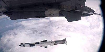 போர் விமானத்திலிருந்து மேற்கொள்ளப்பட்ட ஏவுகணை சோதனை வெற்றி