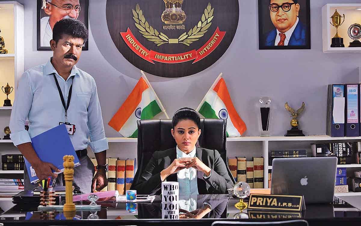 மனிதம் தின்னும் அதிகாரம்!