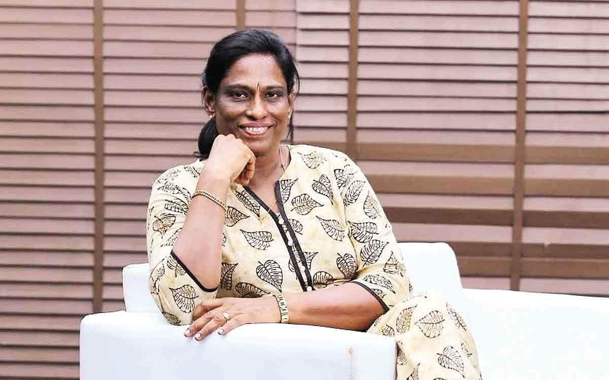 தங்க மங்கையின் புதிய வரலாறு