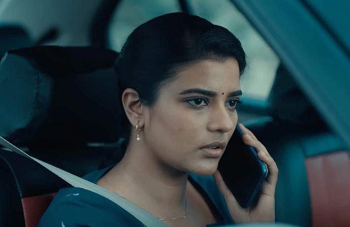 பயணத்தில் வென்றாரா? டிரைவர் ஜமுனா - திரைவிமர்சனம்