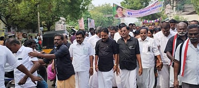 ஜெயலலிதா நினைவு நாள்: சேலத்தில் அதிமுகவினர் மௌன ஊர்வலம்