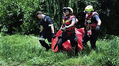 திடீா் வெள்ளத்துக்கு தென் ஆப்பிரிக்காவில் 14 போ் பலி